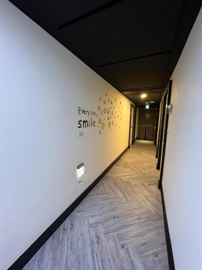 Joy Garden Hotel Kaohsiung Zewnętrze zdjęcie