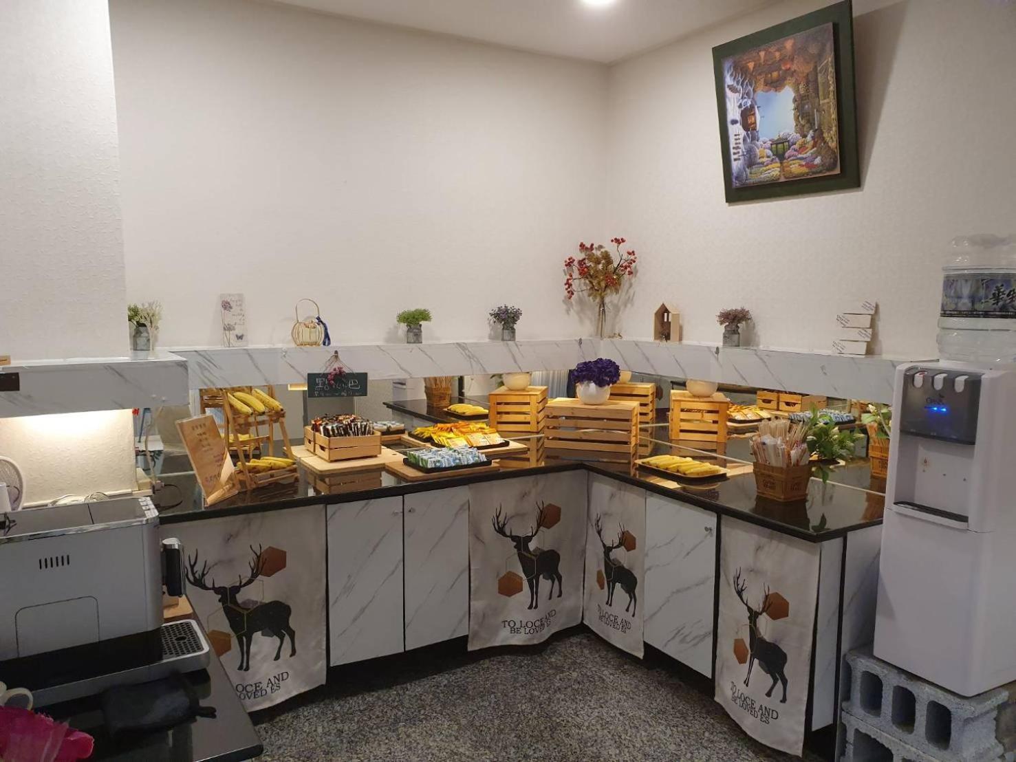 Joy Garden Hotel Kaohsiung Zewnętrze zdjęcie
