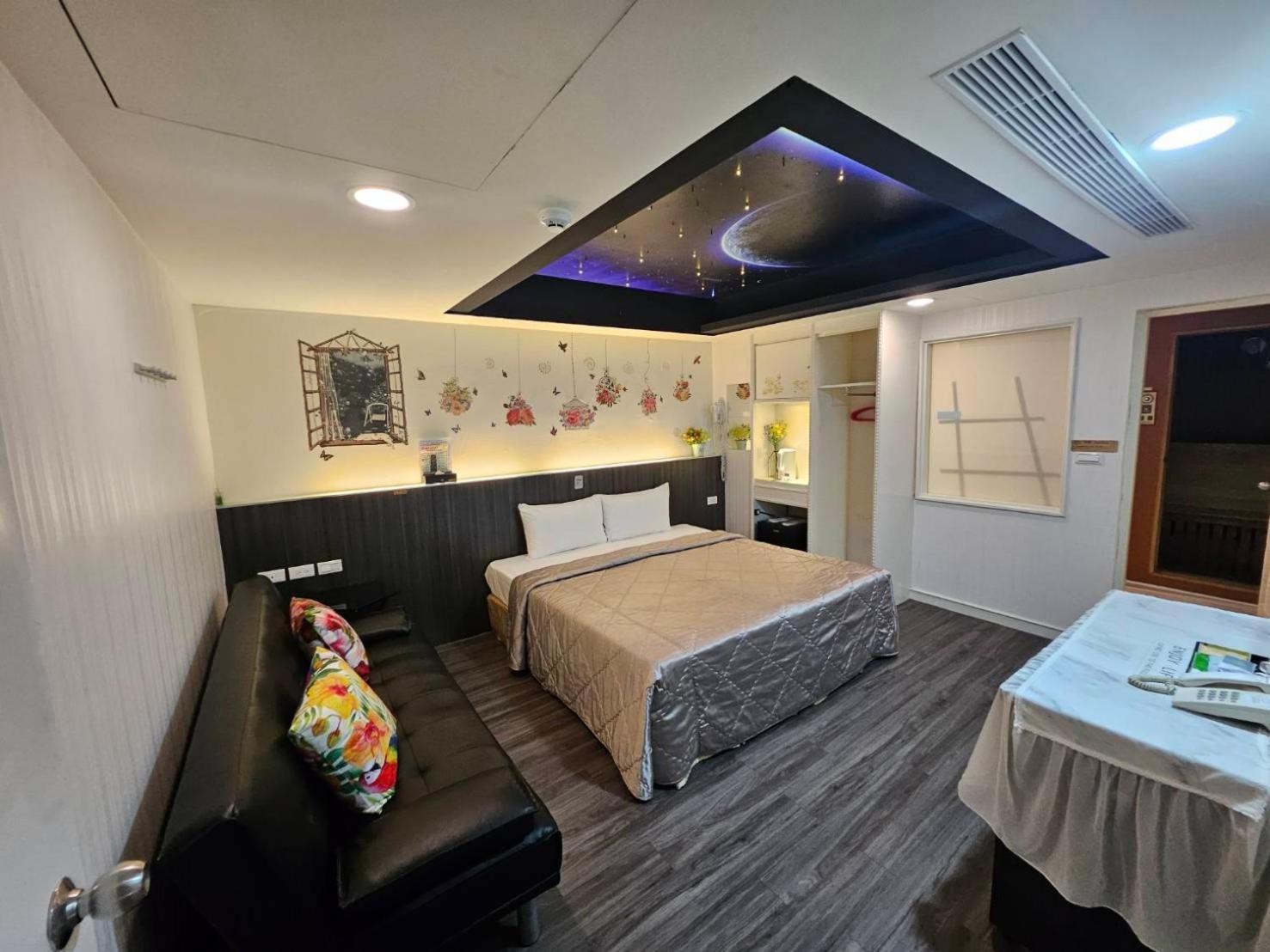 Joy Garden Hotel Kaohsiung Zewnętrze zdjęcie